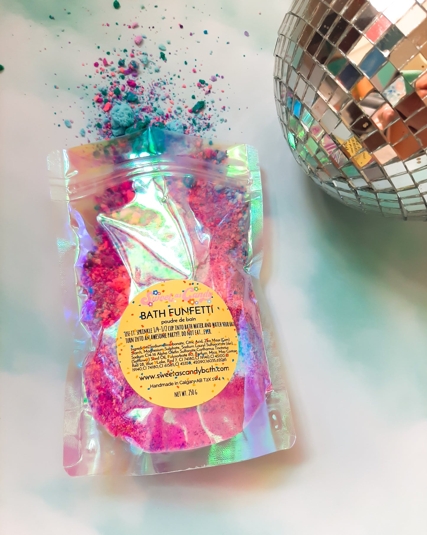 bath party dust in the water and watch all the amazing colors come out